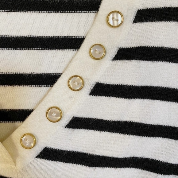 WHITE + WARREN Striped Soft Sweater Top Sailor core (bin 337) Costal preppy - Picture 2 of 7